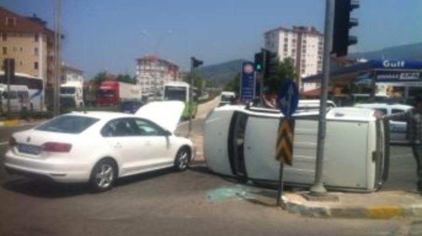 Karam&uuml;rsel&rsquo;de Trafik Kazası: 2 Yaralı