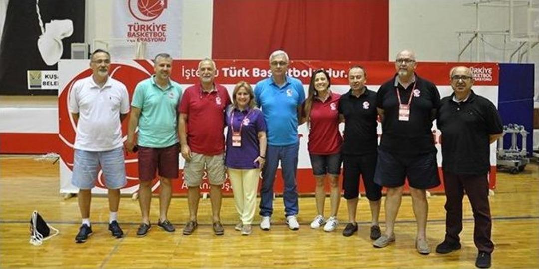 Kuşadası&rsquo;nda Yapılan 10. Basketbol Antr&ouml;ner Gelişim Semineri Tamamlandı