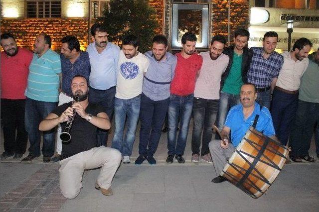 Elazığ’da Halaylı, Çiftetellili Sahur