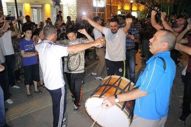 Elazığ’da Halaylı, Çiftetellili Sahur