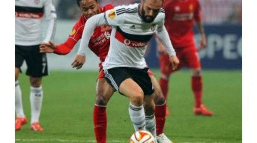 Serdar Kurtuluş İmza Aşamasında