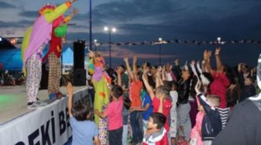 Lapseki&rsquo;de &Ccedil;ocuklara Ramazan Eğlencesi