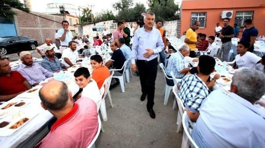 Başkan Karalar, Yolge&ccedil;en Sakinleriyle İftarda Buluştu