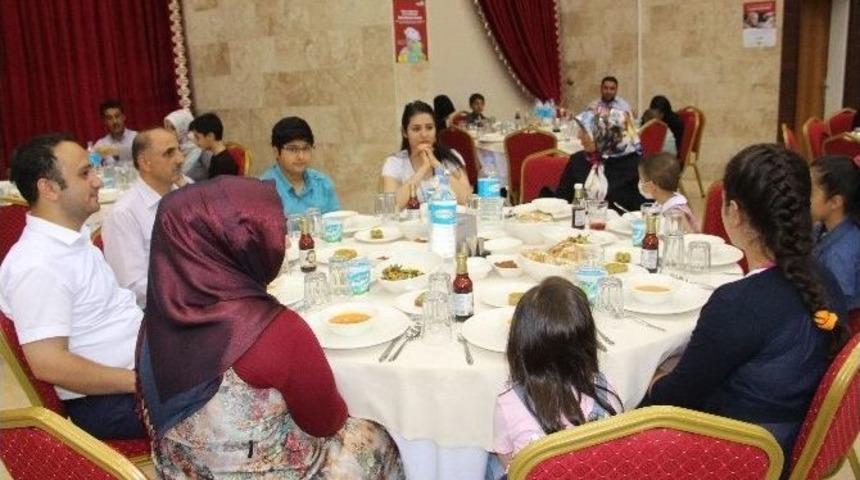 L&ouml;semili &Ccedil;ocukları Diyanet Vakfı Bir Araya Getirdi