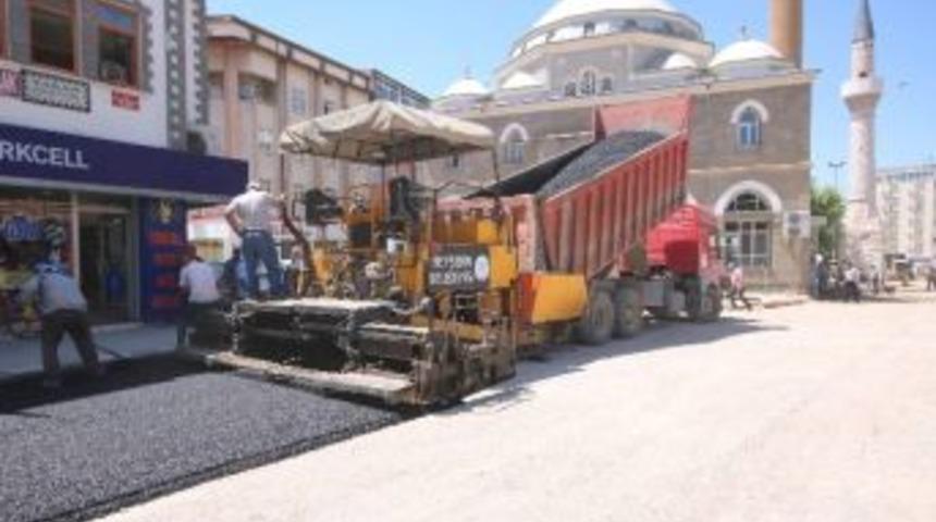 Beyşehir&rsquo;de &Ouml;nce Altyapı, Ardından Sıcak Asfalt