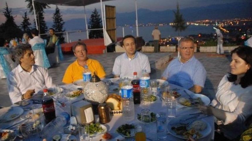 Fethiye M&uuml;ft&uuml;l&uuml;ğ&uuml; G&ouml;n&uuml;lleri Buluşturdu