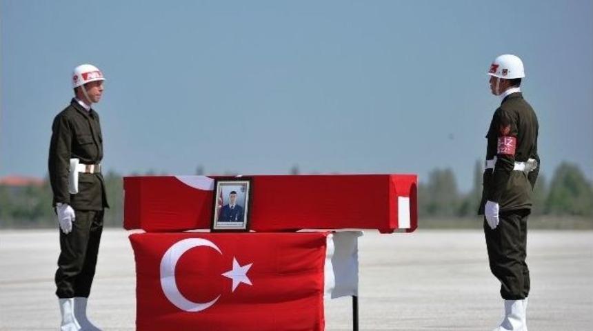 Dağlıca Şehidi Van&rsquo;dan Uğurlandı