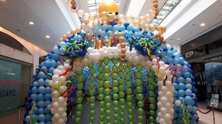 Forum Erzurum’da Balonlarla Deniz Altı Dünyası