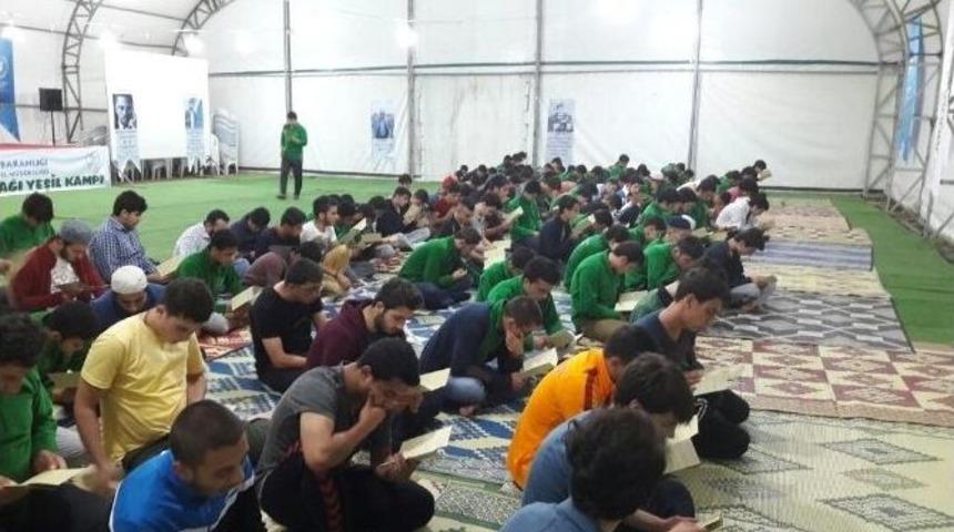 İmam Hatipli Gen&ccedil;ler Ramazan Kampında