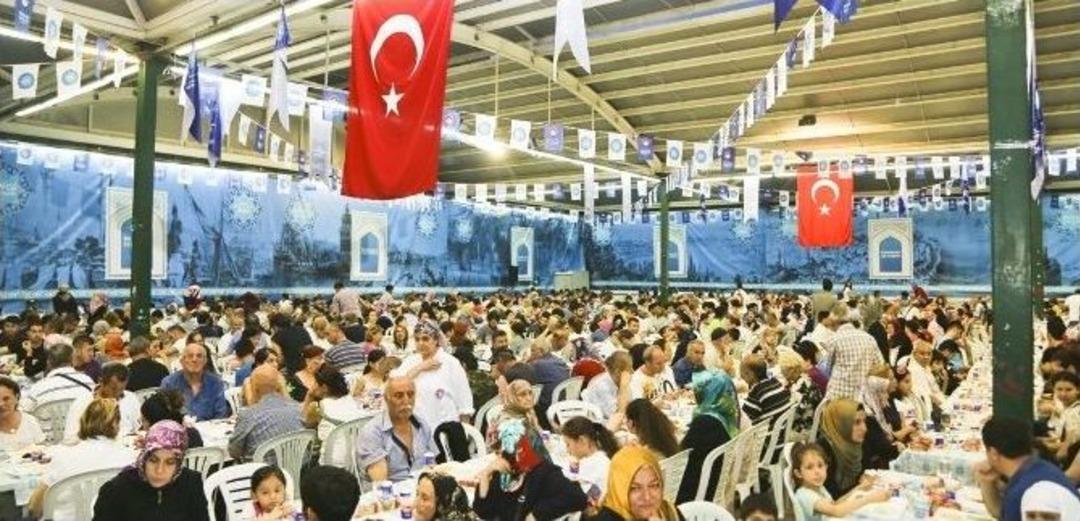 Sevgi Sofraları, Maltepe &Uuml;niversitesi Rekt&ouml;r&uuml;n&uuml; Ağırladı