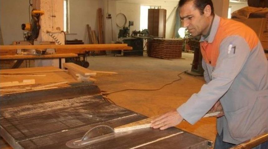 Parkların Dekoratif &Uuml;r&uuml;nleri Nevşehir Belediyesi&rsquo;nden