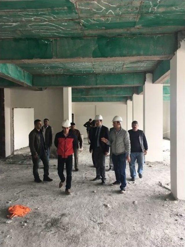 Arpaçay’da 24 Derslikli Okul Ve Yurt İnşaatının Yapımı Devam Ediyor