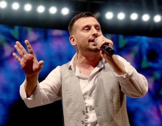 Kubbeli Han&rsquo;da Yıldızlar Ge&ccedil;idi 1