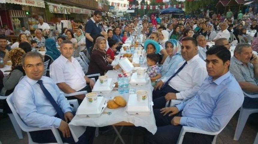 Tarsus Ve &Ccedil;amlıyayla Belediyesi&rsquo;nden Ortak İftar