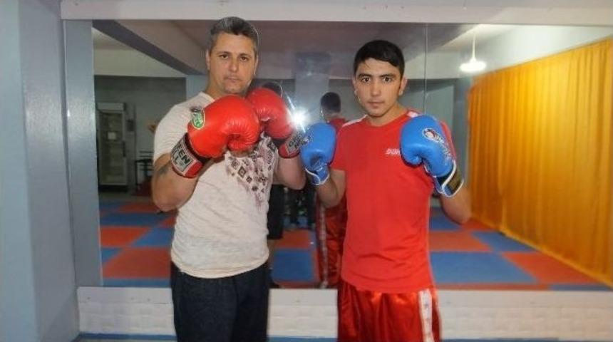 Burhaniye&rsquo;de Kickboks Sevildi