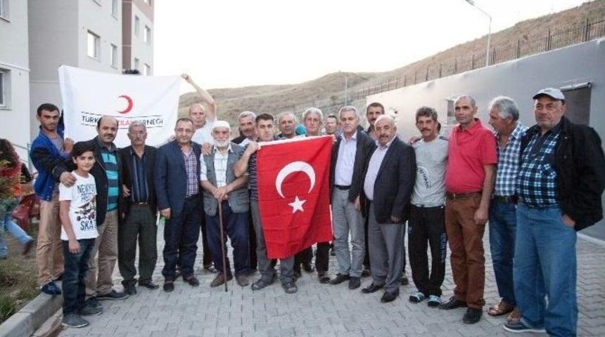 Türk Kızılayından Ahıska Türklerine Ahlat Bastonu