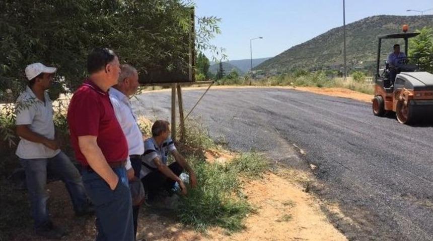 Vezirhan&rsquo;da Servis Bağlantı Yolu Asfaltlanıyor