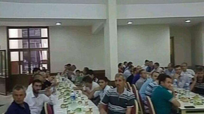 Bozüyük Mevlana Kültürünü Tanıtma Ve Yaşatma Derneğinden İftar Yemeği