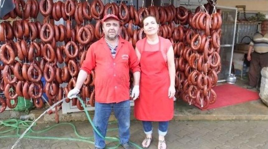 Burhaniye Dana Kıyma 28, Pirzola 30, Oğlak Eti 20 Liradan Satılıyor