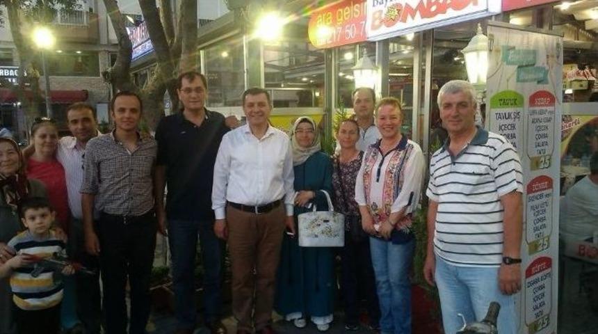 &Ccedil;anakkale İl K&uuml;lt&uuml;r Ve Turizm M&uuml;d&uuml;rl&uuml;ğ&uuml; Ailesi İftarda Buluştu