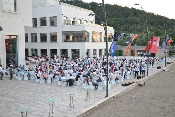 Yeşilyurt Grup’tan Çalışanlarına İftar G3