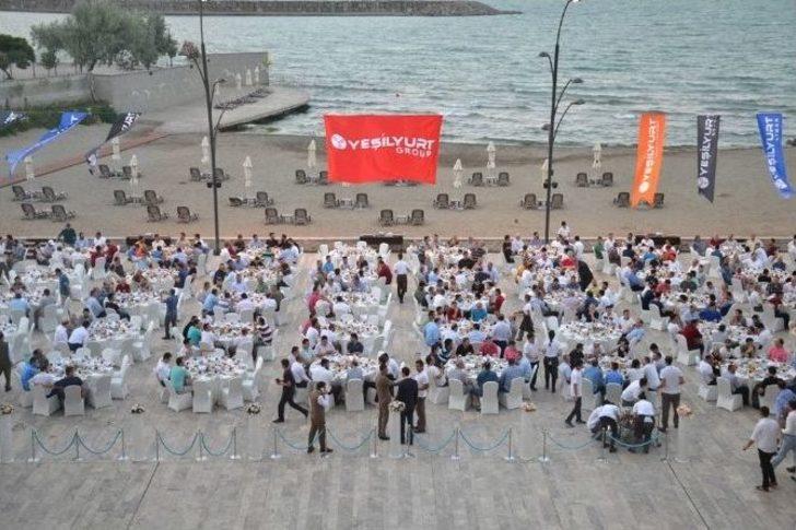 Yeşilyurt Grup’tan Çalışanlarına İftar G4