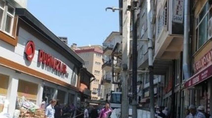 Bor&ccedil;ka&rsquo;da İş Makinesi Kazası