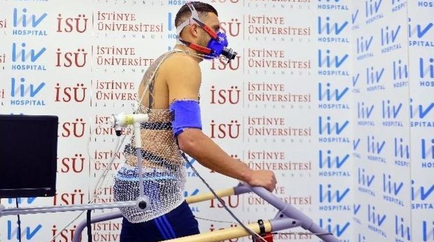 Fenerbah&ccedil;eli Futbolcular Sağlık Kontrol&uuml;nden Ge&ccedil;ti