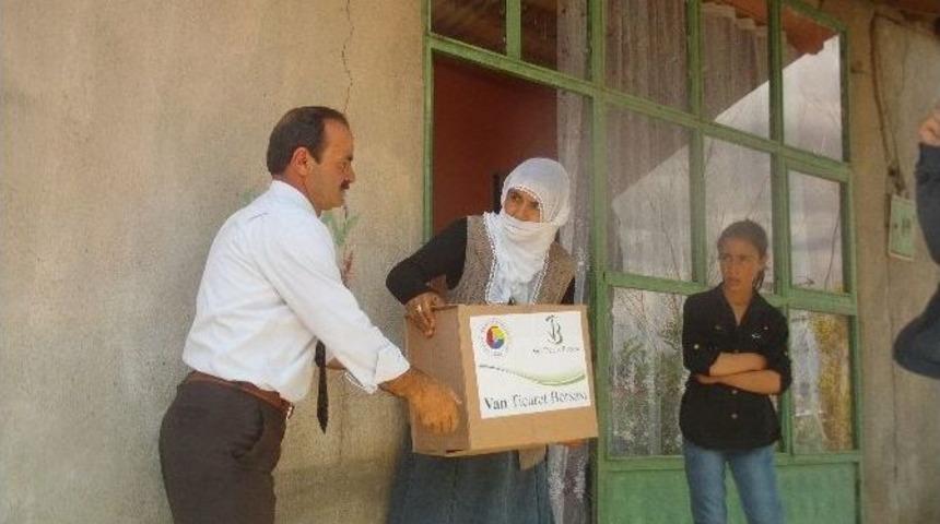 Van Ticaret Borsası Ramazan Paketi Yardımı Yaptı
