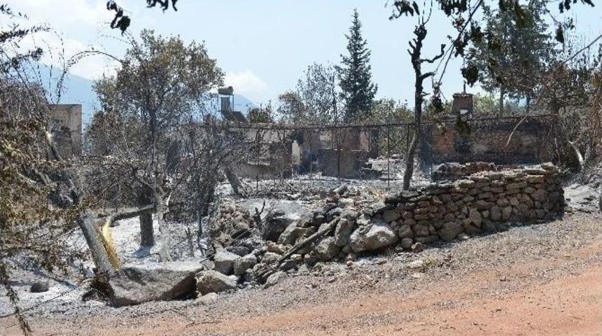 Kumluca Yangınının Yaraları Sarılıyor