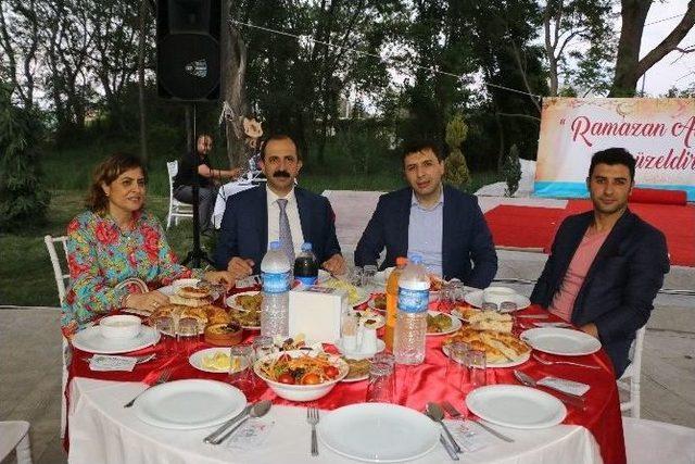 Ak Parti’li Göksel: “birliğimizi Ve Beraberliğimizi Kimse Bozamaz”