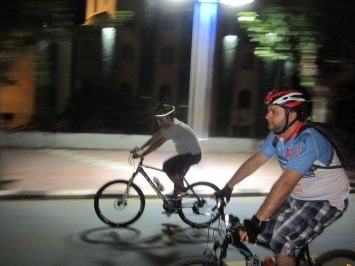 Sahurda Pedal Çevirdiler G2