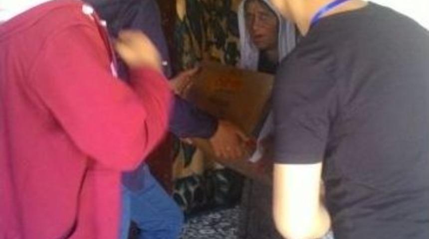 &Ouml;ğrencilerinden &Ouml;rnek Davranış