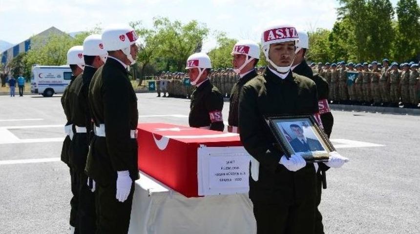 Şehit Olan Uzman Onbaşı Son Yolculuğuna Uğurlandı