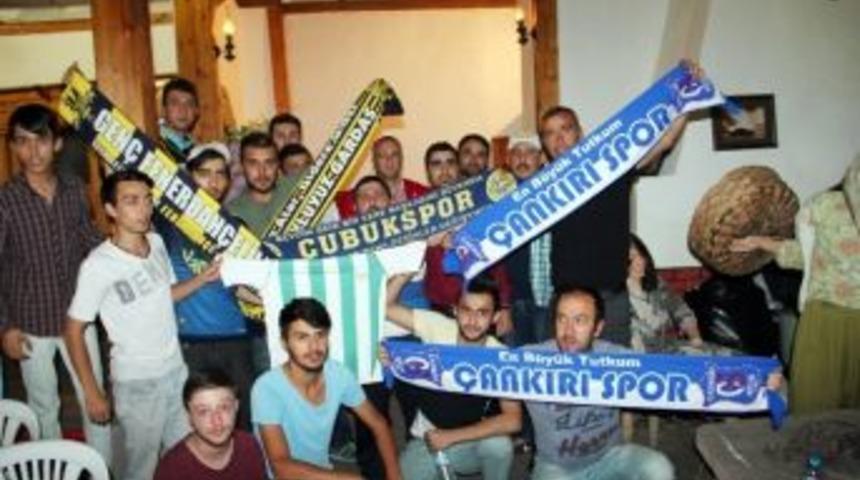 Ezeli Rakipler İftarda Buluştu