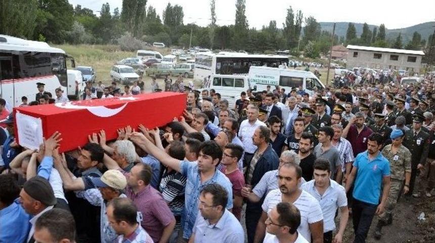Bitlis Şehidi Son Yolculuğuna Uğurlandı