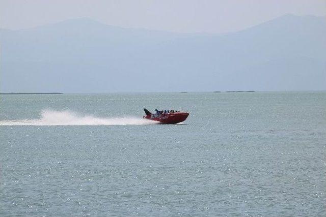 Beyşehir Gölü’nde Jetboat Heyecanı