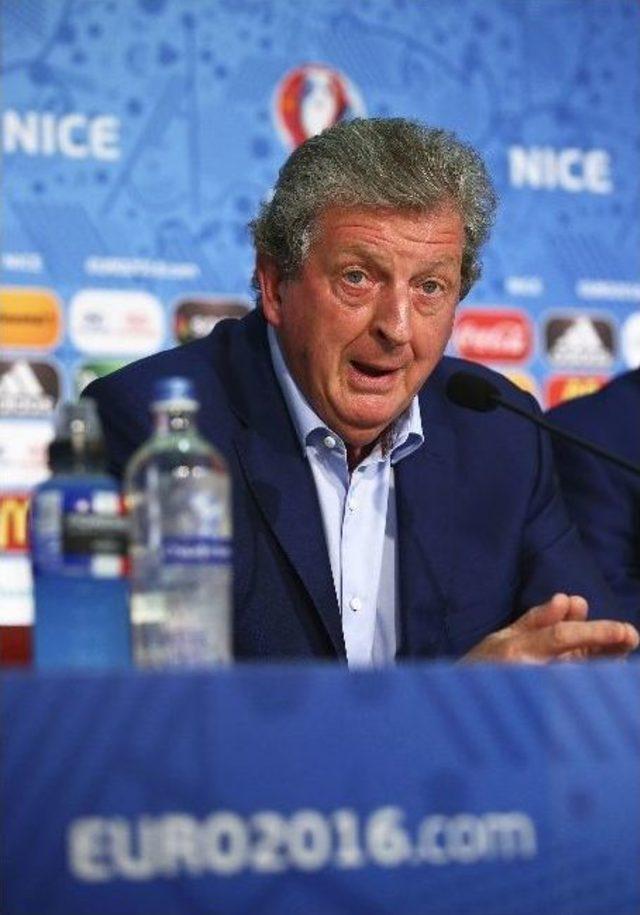 Roy Hodgson İstifa Etti