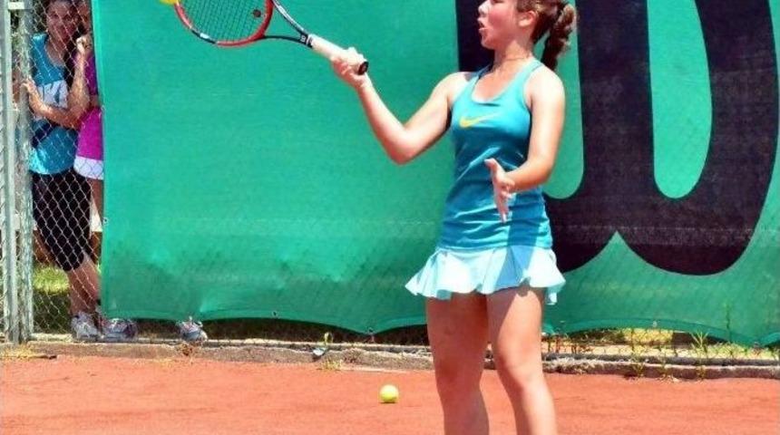 Yaz Tenis Müsabakası