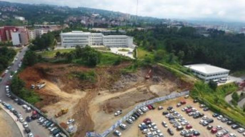 Kt&uuml;&rsquo;ye &Ccedil;ocuk Hastanesi