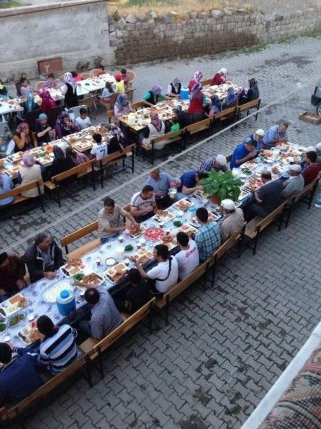 Kuruköprü Mahallesi’nde İftar Coşkusu