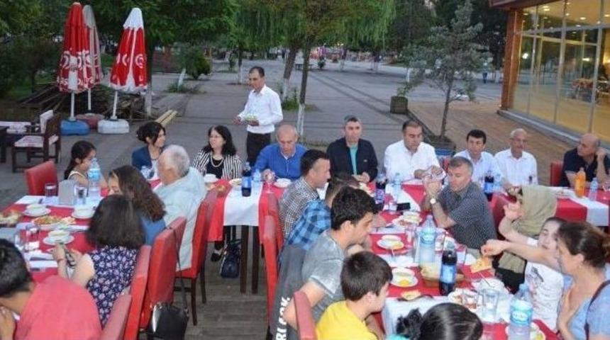 Kaymakam Kılı&ccedil;arslan, Şehit Ve Gazi Aileleriyle İftarda Bir Araya Geldi