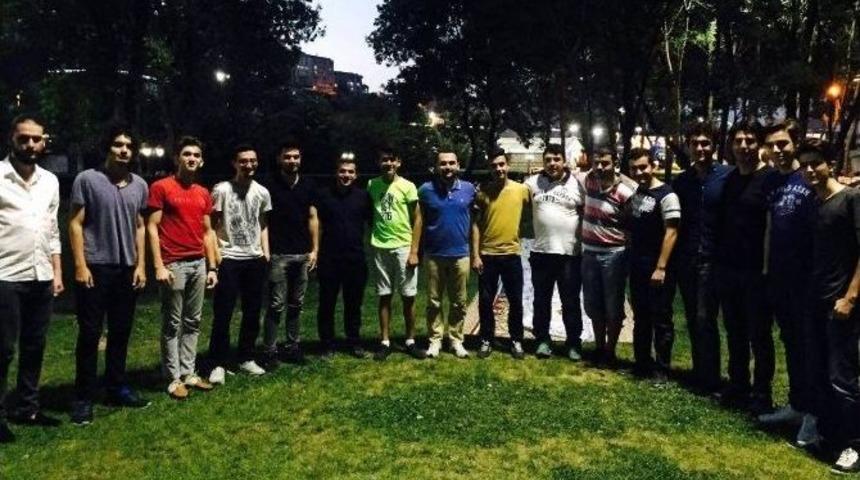 Aktivistlerden Empati İftarı