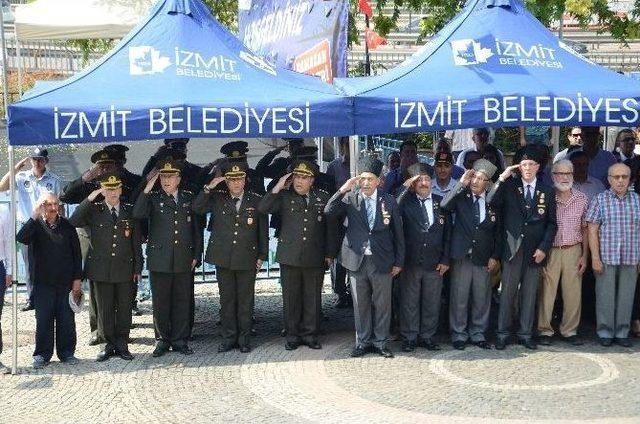 İzmit’in 95. Kurtuluş Yıl Dönümü Törenle Kutlandı