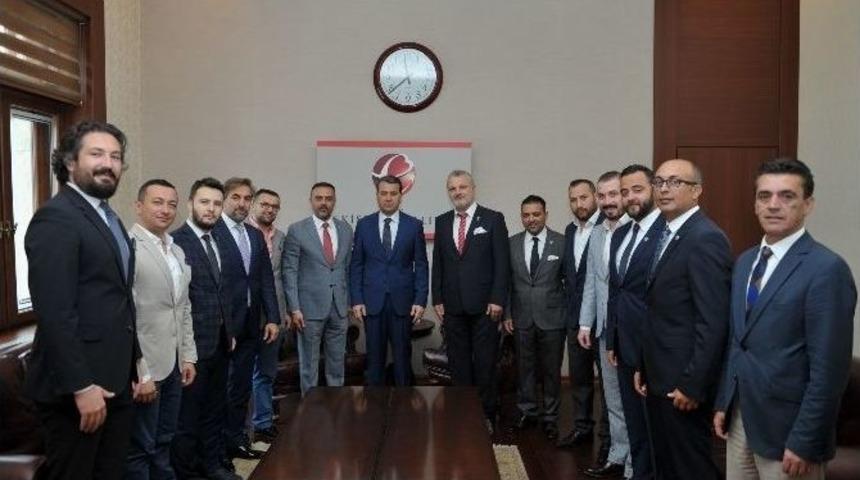 Esgiad&rsquo;dan Vali &Ccedil;elik&rsquo;e &ldquo;hayırlı Olsun&rdquo; Ziyareti