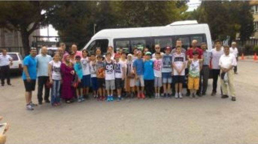 Manisa&rsquo;nın Minik Basketbolcuları Kuşadası&rsquo;nda