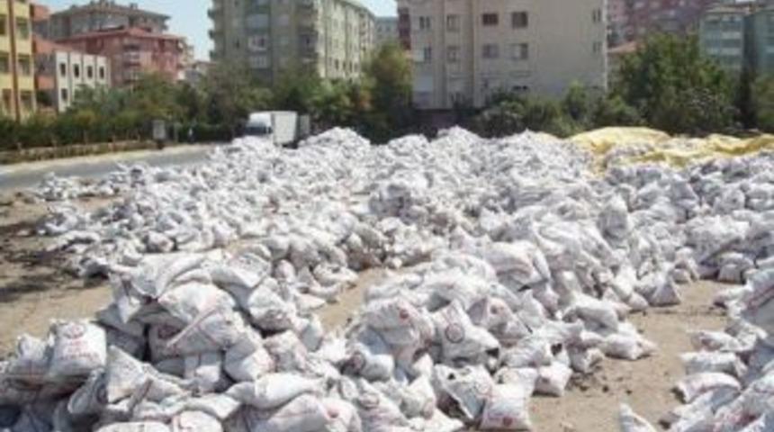 Bin Aileye K&ouml;m&uuml;r Dağıtılacak