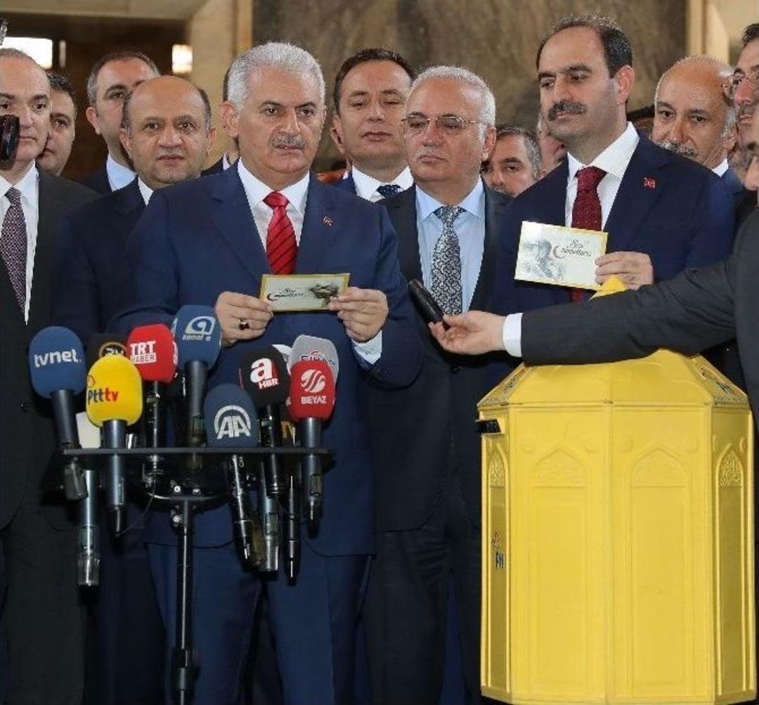 Başbakan Yıldırım: "vatan Toprağının Korunması İ&ccedil;in Verdiğiniz M&uuml;cadeleyi Millet&ccedil;e Y&uuml;rekten Destekliyoruz"