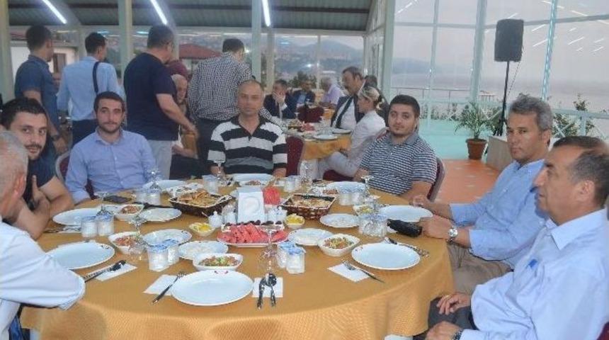 Emniyet M&uuml;d&uuml;r&uuml; Osman Ak, Gazeteciler İle İftarda Buluştu