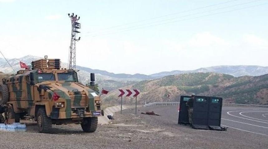 Lice&rsquo;de Hem Zehre Hem De Ter&ouml;re Darbe